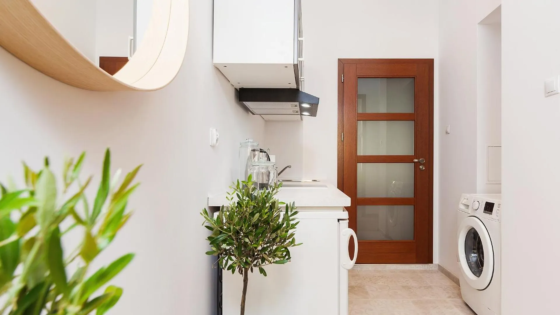 Main Square Apartment - Private Parking - Sw Krzyza 16 Krakow
