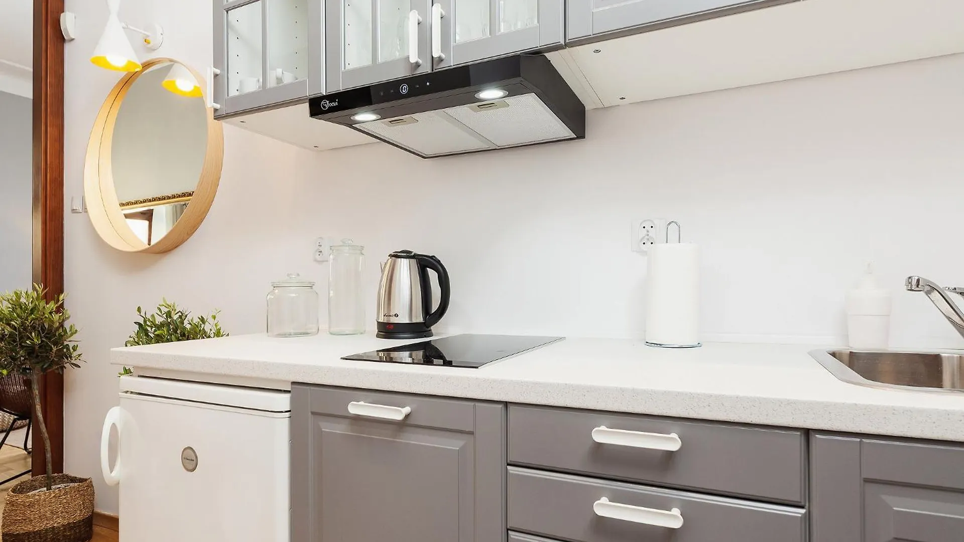 Main Square Apartment - Private Parking - Sw Krzyza 16 Krakow Poland
